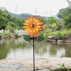 Cảnh quan tuyệt đẹp sắt hướng dương cối xay gió ong đôi lớp sân điêu khắc 360 ° xoay Vườn cỏ trang trí cho <span class=keywords><strong>Midsummer</strong></span> - Product Image 5