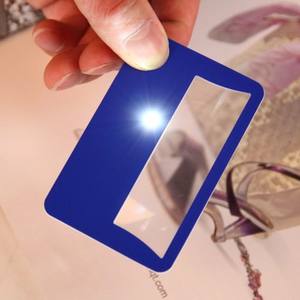 3x <span class=keywords><strong>Carte</strong></span> De Crédit Taille PVC Loupe Fresnel <span class=keywords><strong>carte</strong></span> de visite Loupe avec Lumière Led - Product Image 1