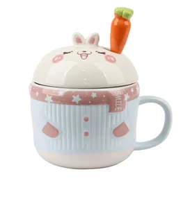 Kalring petit lapin couvercle avec carotte tasse en céramique avec corps de chandail pour la vente en gros