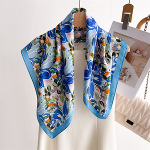 여성용 70cm 정사각형 피치 핑크 추상 꽃무늬 실크 스카프 모던 아트 새틴 헤드랩 데일리 웨어 - Product Image 4