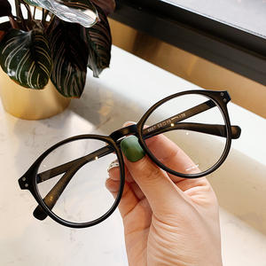 Monturas de Gafas Redondas Fere P3-TJ6667 con Lentes Acrílicas Anti-UV y Anti-Luz Azul para Mujer, Tamaño Mediano, Diseño con Remaches de Puntos - Product Image 5