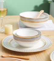 Ensemble de vaisselle en porcelaine de 4 pièces, écologique, durable, luxueux, artisanat doré, style moderne, adapté aux mariages, assiettes à steak