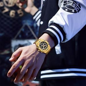 Montre chronographe de luxe pour homme 2026 - Trois sous-cadrans, six aiguilles, cristal saphir, mouvement à quartz suisse, résistante à l'eau - Product Image 4