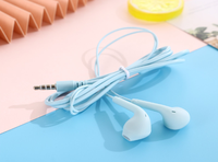 Cadeaux pour les Amateurs de Musique Écouteurs Filaires Macaron Colorés Prise 3.5mm Étanche IPX3 Pilote 10mm Câble 1.2M pour Enfants et Étudiants