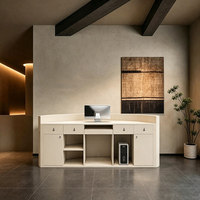 Comptoir de réception de restaurant en MDF laqué sur mesure, comptoir de bar, bureau d'accueil, finition brillante, design moderne et luxueux, caisse, café, bistrot, OEM