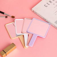 Grand miroir de maquillage portable et mignon pour voyageur avec LOGO personnalisé Miroirs de beauté en plastique à poignée carrée