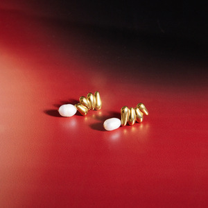 Geometric Freshwater Pearl Stud Earrings Stainless Steel Women's Everyday Wear Jewelry - Product Image 3