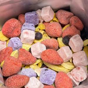 Freeze-Dried Durian Crunchy Chips Healthy Chinese Snack with Sweet Taste <strong>Bulk</strong> and Vacuum-Packaged - Product Image 2