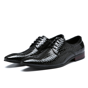 Chaussures habillées en cuir PU pour affaires et occasions décontractées, design classique personnalisable, logo personnalisable, mocassins à semelle en PU - Product Image 2