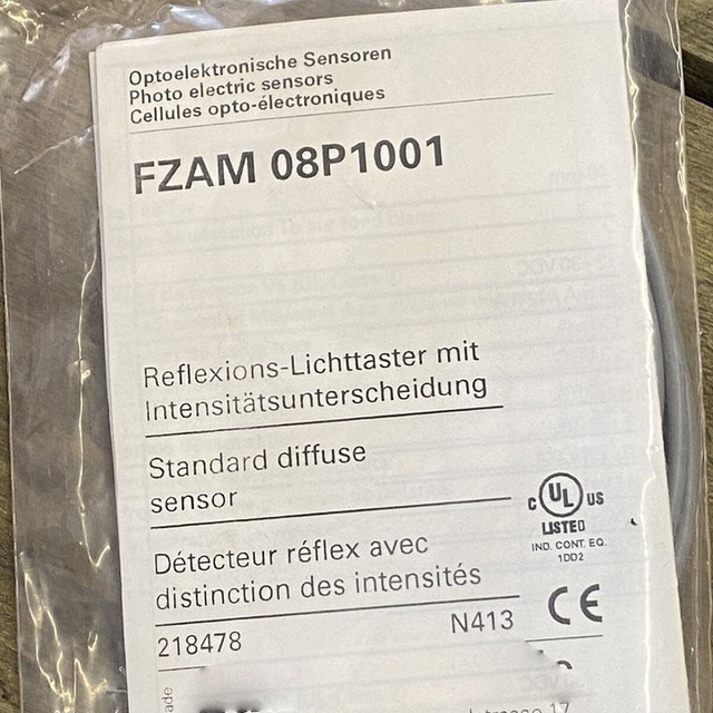 Plc Fzam 08p1001 Reflection Light Sensor | Pnp Miniature Bulk Supply