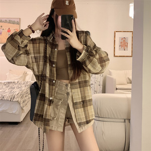 Camisa de playa a cuadros para mujer, estilo oversize, con botones, manga larga, transparente, para verano, protección solar, chal, ropa de vacaciones, ajuste holgado - Product Image 3