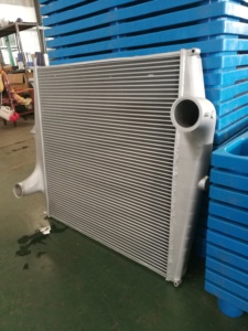 อินเตอร์คูลเลอร์อลูมิเนียมสำหรับ V-O-L-V-O <span class=keywords><strong>FH</strong></span> 20758814 1675428อุปกรณ์ระบายความร้อนของเครื่องยนต์ - Product Image 5