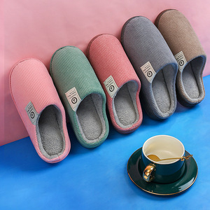 <span class=keywords><strong>Casa</strong></span> Dormitorio <span class=keywords><strong>Zapatillas</strong></span> de algodón Hogar Suela gruesa Invierno Cálido Interior Pareja Otoño e invierno <span class=keywords><strong>Zapatillas</strong></span> a rayas para hombres y mujeres - Product Image 2