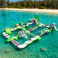 Parcours d'obstacles aquatiques gonflables flottants avec escalade, trampoline et toboggan pour les centres de villégiature, les lacs et les entreprises de location