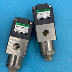 วาล์ว CKD รุ่น Amd01-6-4-2d ขนาด 1/4 นิ้ว พอร์ต DC 24V วาล์วควบคุมอุณหภูมิปกติ - Product Image 1