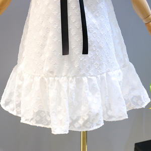 Nouveaux produits : Robes blanches à col rond pour filles, en coton, pour bébés et étudiantes, été, vente en gros depuis la Chine - Product Image 3