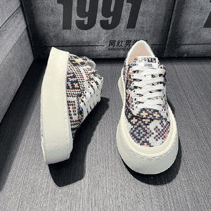 Chaussures de sport classiques en toile de style chinois <span class=keywords><strong>authentique</strong></span> 2025, de haute qualité, broderie de haute qualité, style de marche tendance - Product Image 4
