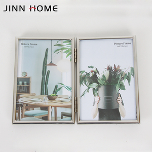 Ultra-sottile cornice in metallo 4x6 <span class=keywords><strong>con</strong></span> vetro ad alta definizione frontale stampato UV pieghevole <span class=keywords><strong>con</strong></span> supporto fotografico tavolo da tavolo a doppia faccia - Product Image 4