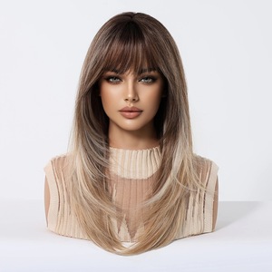 Perruque transfrontalière Bozhen Brown pour <span class=keywords><strong>cheveux</strong></span> longs raides dégradés avec <span class=keywords><strong>frange</strong></span> droite, naturelle et réaliste, qui sublimate les contours du visage - Product Image 2