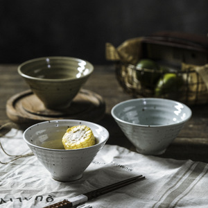Bol conique en céramique fait main de style japonais, 5 pouces, en poterie rustique, pour riz, nouilles et soupes - Product Image 3