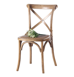 Silla <span class=keywords><strong>de</strong></span> Comedor Apilable <span class=keywords><strong>de</strong></span> <span class=keywords><strong>Madera</strong></span> <span class=keywords><strong>de</strong></span> Abedul Maciza con Diseño Antiguo <span class=keywords><strong>y</strong></span> Respaldo en Cruz para Eventos, Bodas <span class=keywords><strong>y</strong></span> Uso Doméstico - Product Image 1