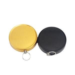 Boussole porte-clés en métal noir et or, outil de navigation pour la randonnée et les activités de plein air, avec cadran de guidage, vente en gros usine - Product Image 1