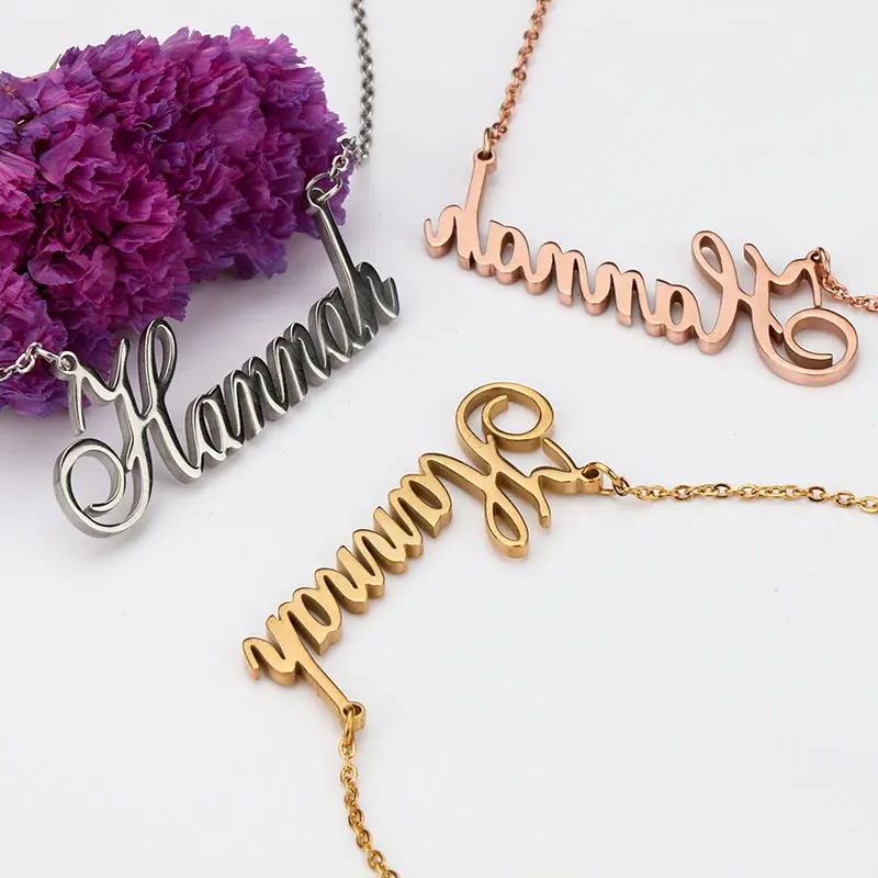 Bijoux fantaisie Offre Spéciale pendentif lettre en or 18 carats personnalisé en acier inoxydable plaque signalétique personnalisée collier pour femmes