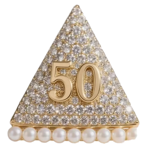 Broche Triangular con Perlas y Diamantes de Imitación, Diseño Número Cincuenta, Aleación Chapada en Rodio, Accesorio para Bodas, Aniversarios y Fiestas - Product Image 1