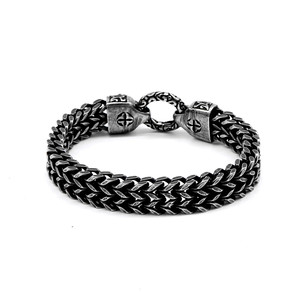 Yunnique – Bracelet tête de mort pour hommes, en acier titane noir, style punk, chaîne rétro, bijoux, cadeau - Product Image 3