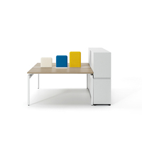 Bureau modulaire moderne de style européen Bureau d'ordinateur Poste de travail convertible 2 4 6 personnes de haute qualité pour le personnel