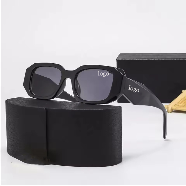 Factory Wholesale 2026 Ladies Custom Fashion Electrochromic Smart Sunglasses High Quality UV400 Lenses Brown Blue Red Frames