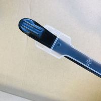 Poignées de carton en plastique PE/PP personnalisées en gros pour usine, capacité de charge de 8 kg et options de logo personnalisé pour boîtes en carton