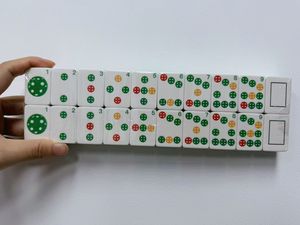 Oferta Relámpago: Juego de Mahjong Flotante de Lujo, Disponible en Stock, Fichas Acrílicas Resistentes al Agua, Patas Metálicas Plegables, Estilo Casino - Product Image 3