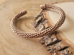 Pulsera de Cobre Trenzado Hecha a Mano, Tamaño Personalizado, Ideal para Fiestas y Uso Diario, Disponible a Buen Precio - Product Image 4
