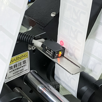 Étiqueteuse automatique de carton plat d'étiquette de papier de vêtement d'autocollant de Rfid avec le Service après-vente