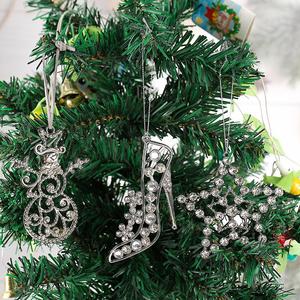 Adornos Navideños de Metal con Incrustaciones de Diamantes, Decoraciones Colgantes de Muñecos de Nieve Hechas en China para Regalos Navideños en el Hogar - Product Image 1