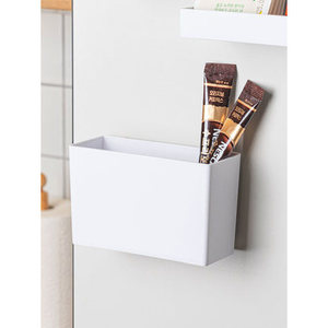 Ampio cestino portaoggetti a parete magnetico Versatile - Product Image 1