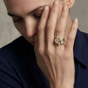 Bague en acier inoxydable incrustée de diamants multiples, style luxe léger transfrontalier, design exagéré, <span class=keywords><strong>cadeau</strong></span> - Product Image 1