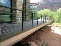 Garde-corps en aluminium avec câble noir balustrade main courante en bois