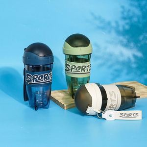 Shaker per Proteine Compatto e Resistente con Sfera Miscelatrice Antispargimento per Uso Sportivo - Product Image 4