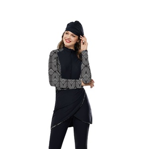 Robe de bain islamique modeste personnalisée à couverture intégrale avec hijab et <span class=keywords><strong>bonnet</strong></span>, ensemble 4 pièces, <span class=keywords><strong>burkini</strong></span> - Product Image 4