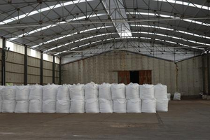 <span class=keywords><strong>Carbonate</strong></span> <span class=keywords><strong>de</strong></span> sodium <span class=keywords><strong>de</strong></span> qualité alimentaire NaHCO3, <span class=keywords><strong>bicarbonate</strong></span> <span class=keywords><strong>de</strong></span> <span class=keywords><strong>soude</strong></span> en vrac pour les rations des ruminants et l'alimentation animale - Product Image 5