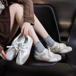 Nouvelles Chaussures Décontractées Tendance à Semelle Souple et Fermeture Velcro pour Femme - Collection Printemps 2026 - Chaussures Basiques Polyvalentes pour Femme - Product Image 4