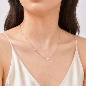 Factory Made Daily Wearing Simple Jewelry 18K Gold Plated Stainless Steel Heart Charm Necklace - Product Image 3