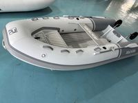 Bateau semi-rigide en aluminium de 11,5 pieds pour 6 personnes, Achilles Hypalon avec compartiment de rangement avant en aluminium, auvent pliable, roues à dégagement rapide
