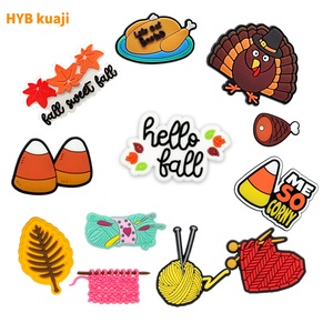 จี้รองเท้า HYB Kuaji PVC 2D ลายถักขนสัตว์ รูปหัวใจ ใบเมเปิ้ล ลายข้าวโพด ลายไก่งวง สไตล์ฤดูใบไม้ร่วง ของตกแต่งรองเท้าแบบดีไซน์เอง - Product Image 1