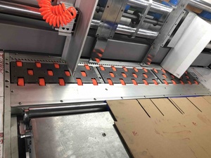 Máquina Automática Flexográfica de Cuatro Colores para Impresión y Ranurado de Cartón con Máquina Apiladora - Product Image 5