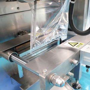 Máquina <span class=keywords><strong>de</strong></span> embalaje <span class=keywords><strong>de</strong></span> plástico completamente automática para 500g 1000g 5000g y 10kg Granos <span class=keywords><strong>de</strong></span> café Café molido y alimentos en bolsas Bolsas y películas - Product Image 3