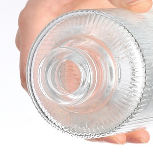 Vente en gros de bouteilles de liqueur en verre super flint de 750 ml avec <span class=keywords><strong>bouchon</strong></span> en liège, impression d'écran, logo personnalisé, vodka, whisky, gin, tequila, brandy - Product Image 2