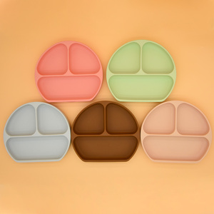 Assiettes en silicone pour bébés avec ventouse Vaisselle Assiette antidérapante avec poignée Sans BPA Produit de repas pour enfants - Product Image 1